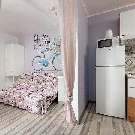 Apartments Miri Върсар Екстериор снимка