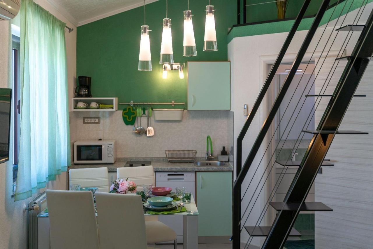 Apartments Miri Върсар Екстериор снимка