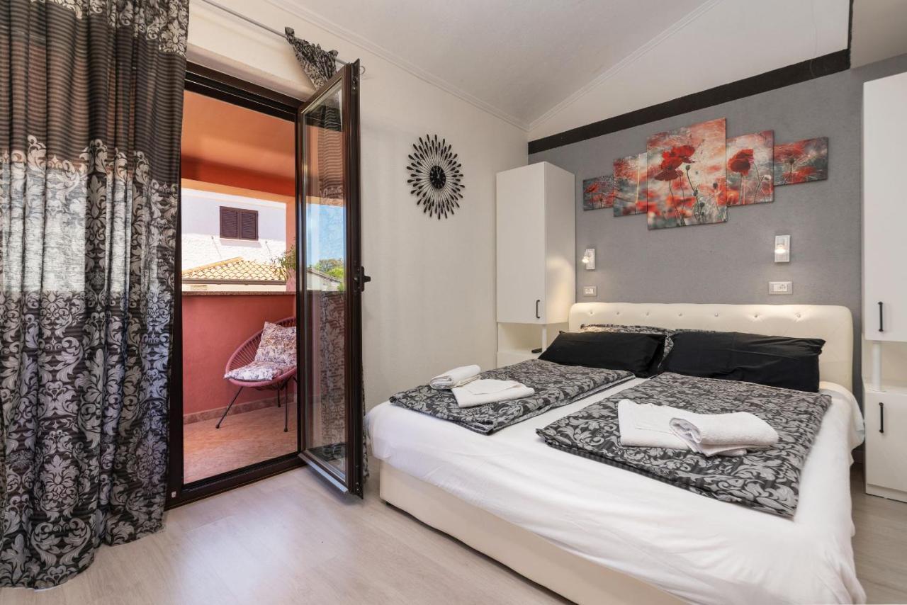Apartments Miri Върсар Екстериор снимка